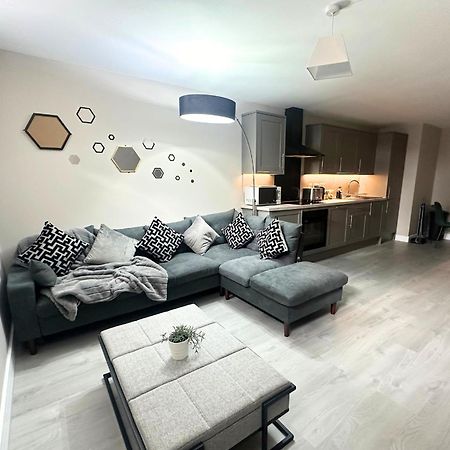 Hanley, Stoke - Modern Spacious Apartments By Polkastays Ngoại thất bức ảnh