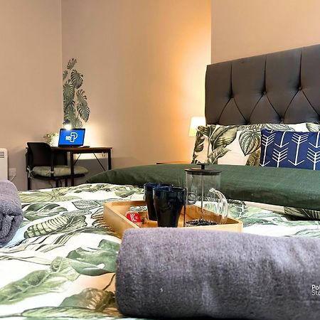 Hanley, Stoke - Modern Spacious Apartments By Polkastays Ngoại thất bức ảnh