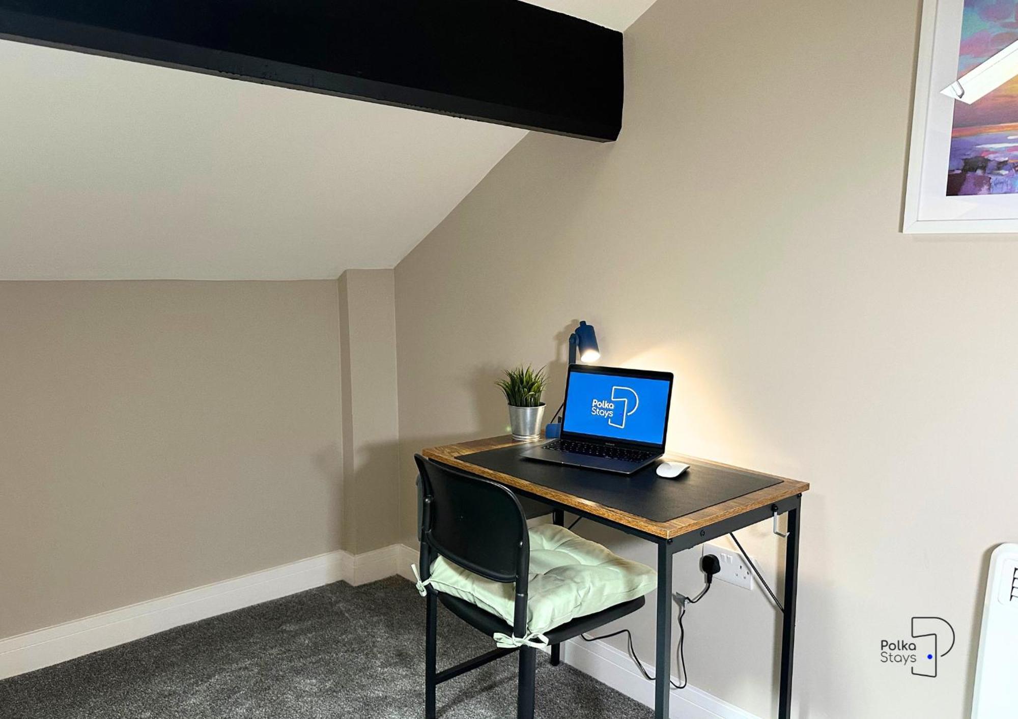 Hanley, Stoke - Modern Spacious Apartments By Polkastays Ngoại thất bức ảnh