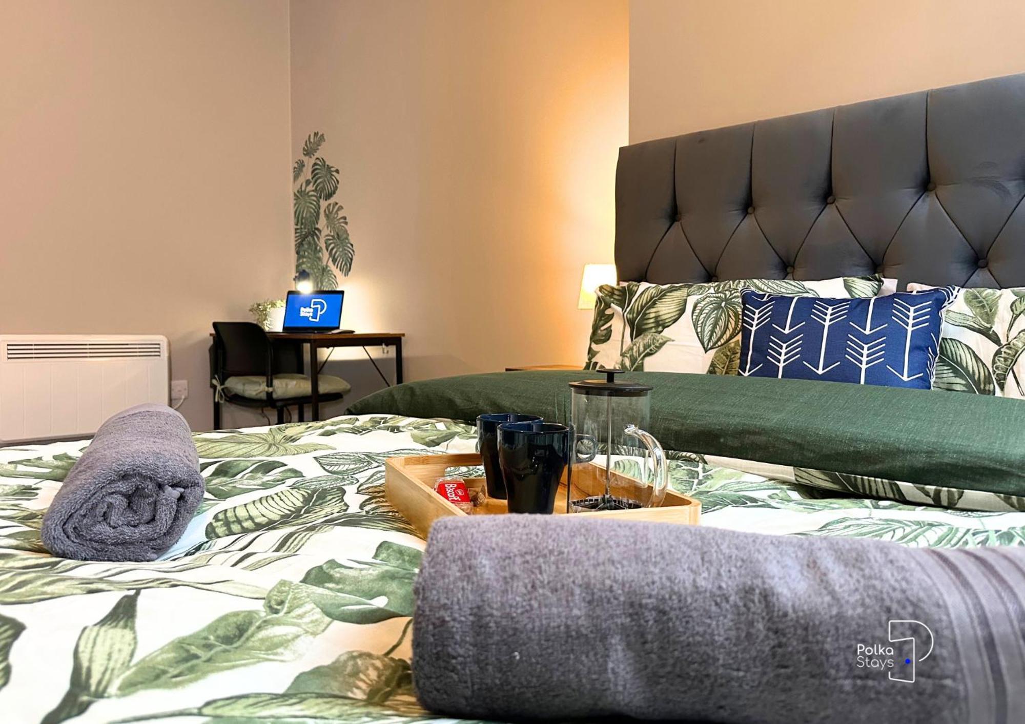 Hanley, Stoke - Modern Spacious Apartments By Polkastays Ngoại thất bức ảnh